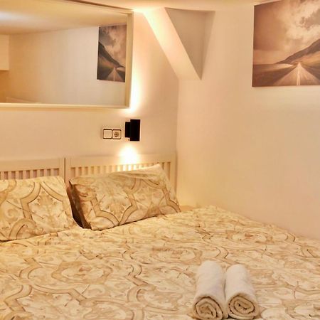Apartmán Duplex La Latina Centro Madrid Exteriér fotografie